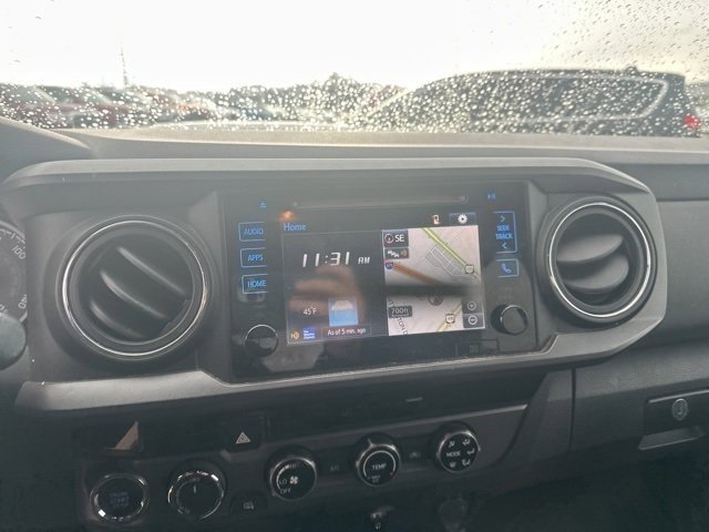 Used 2017 Toyota Tacoma TRD Sport image 16