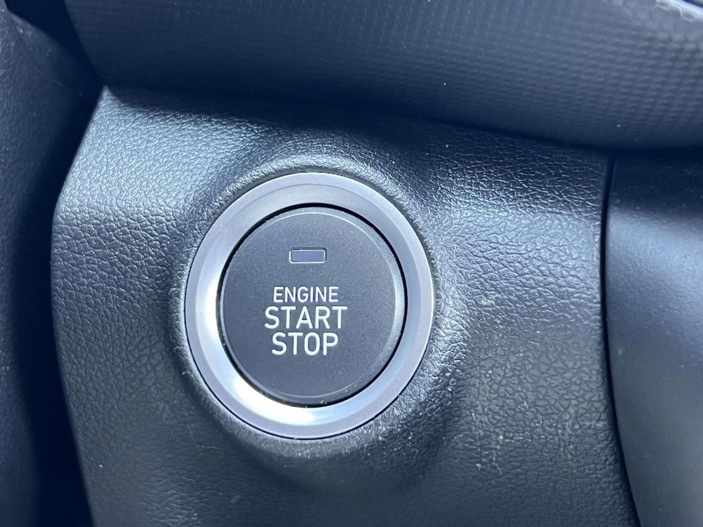 Certified 2023 Hyundai Kona SEL AWD/4WD image 32