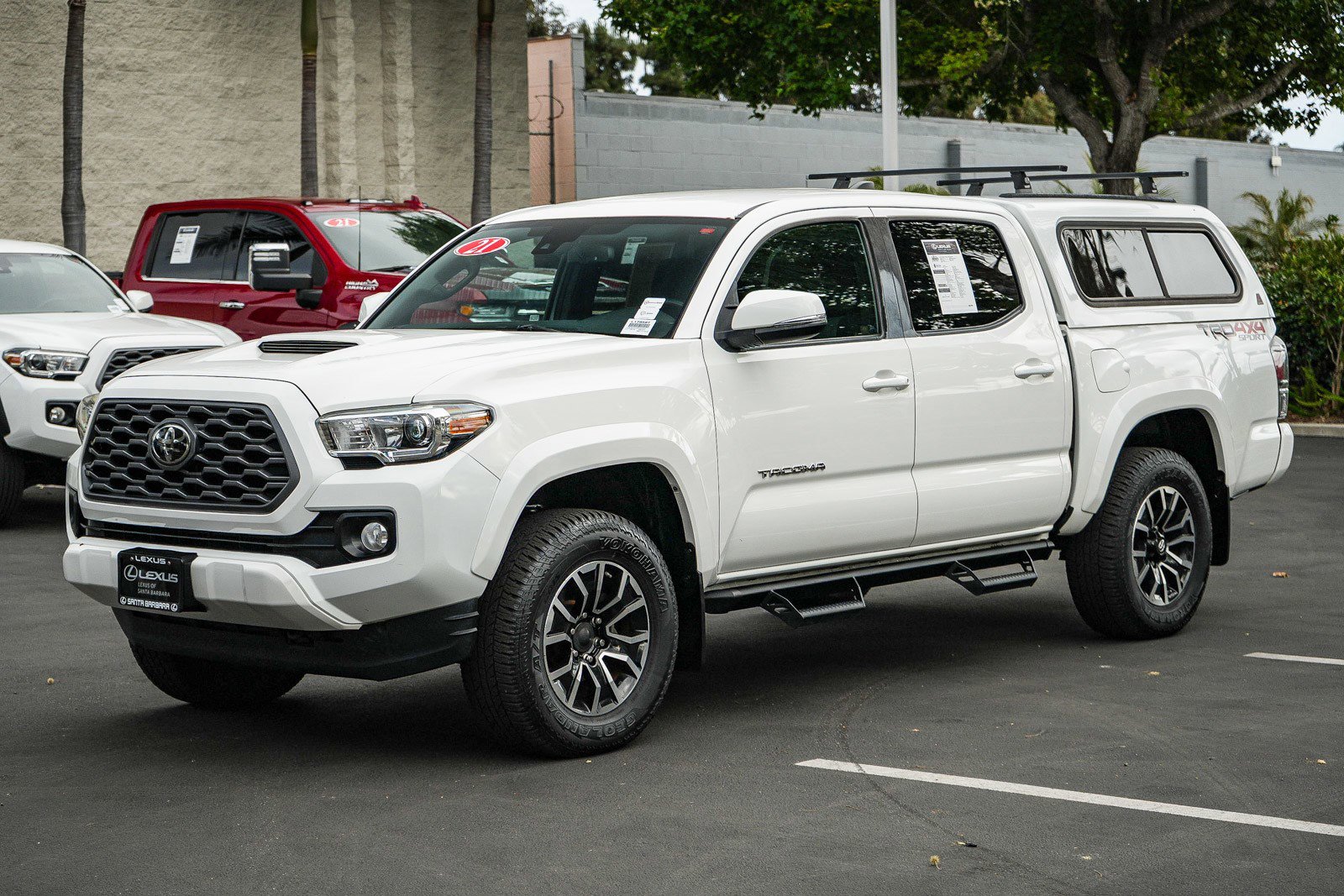 Used 2021 Toyota Tacoma TRD Sport w/ Technology Package AWD/4WD image 3