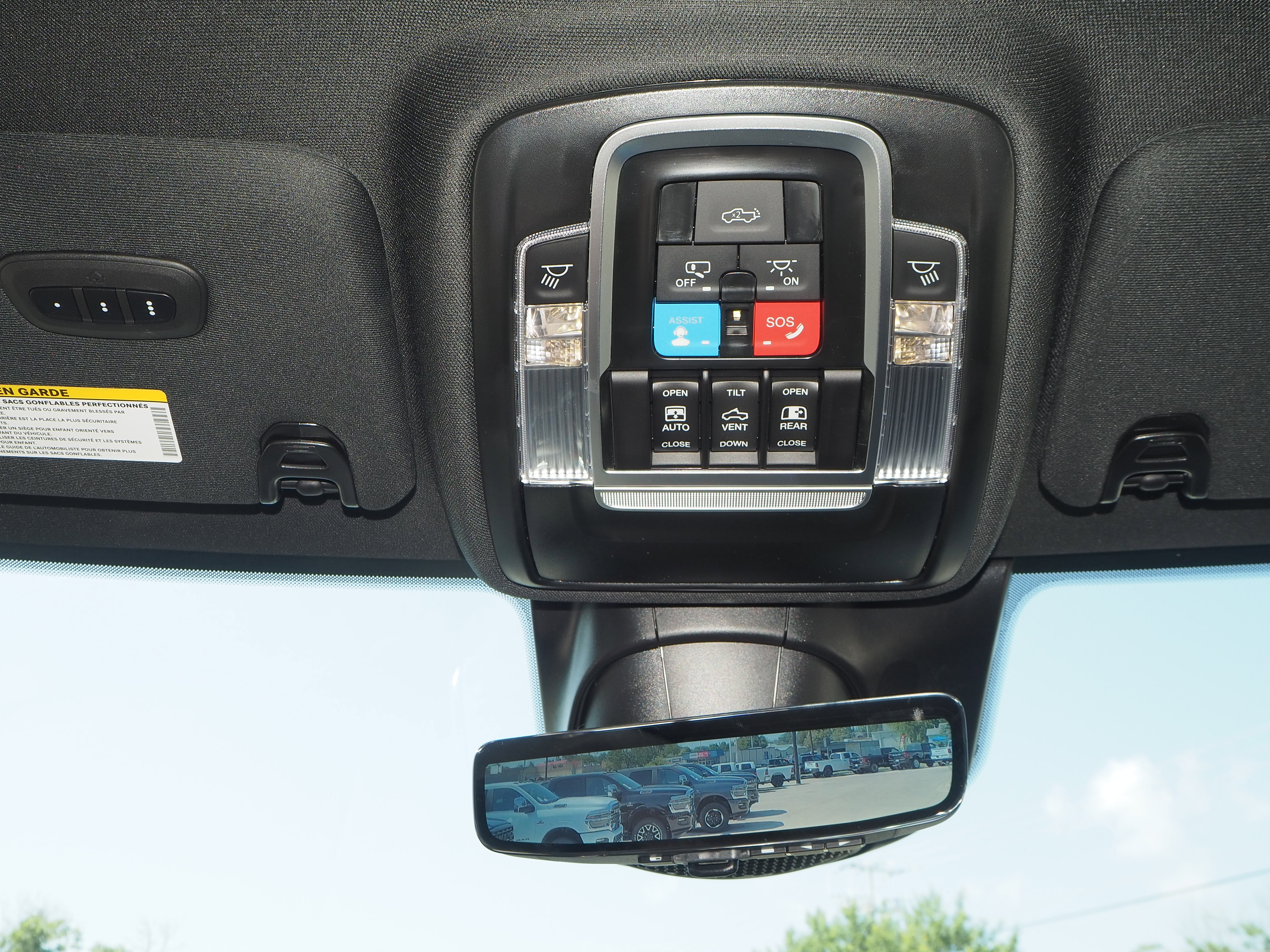 New 2025 RAM 2500 Limited AWD/4WD image 26