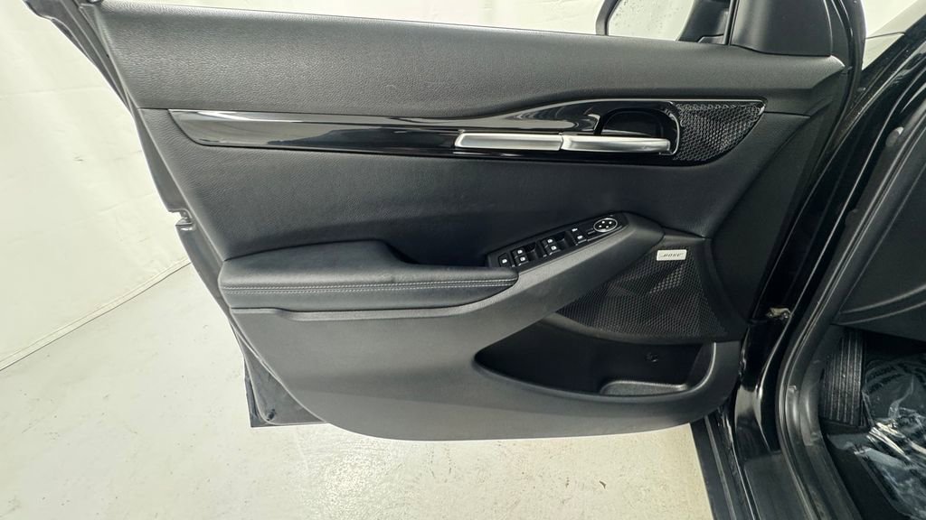 Used 2021 Kia Seltos SX w/ SX Sunroof Package image 18