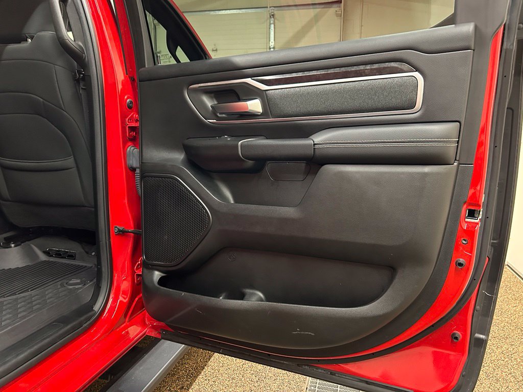 Used 2019 RAM 1500 Big Horn AWD/4WD image 15