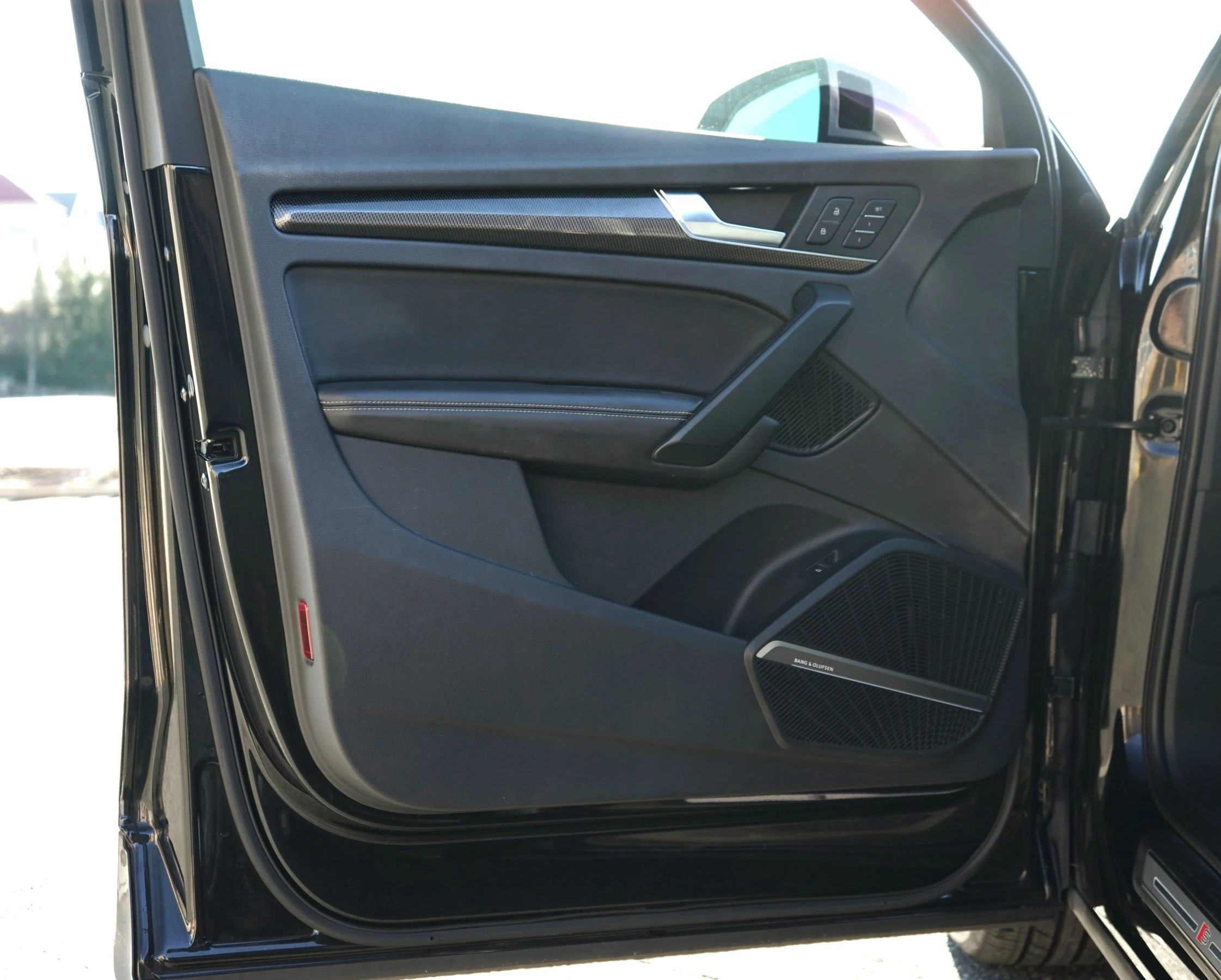 Used 2018 Audi SQ5 Premium Plus image 11