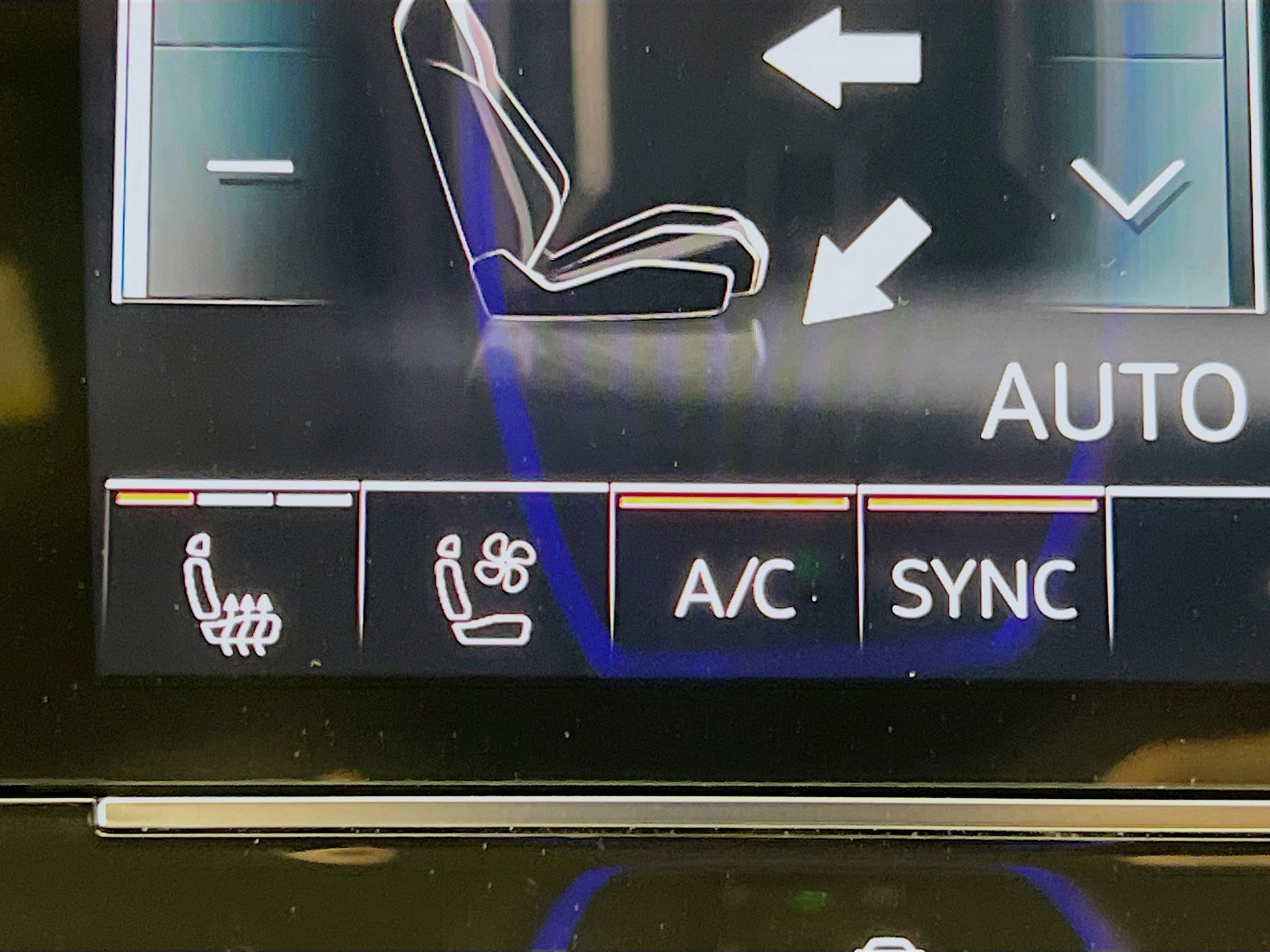 Used 2025 Audi A8 L 3.0T w/ Executive Package image 21