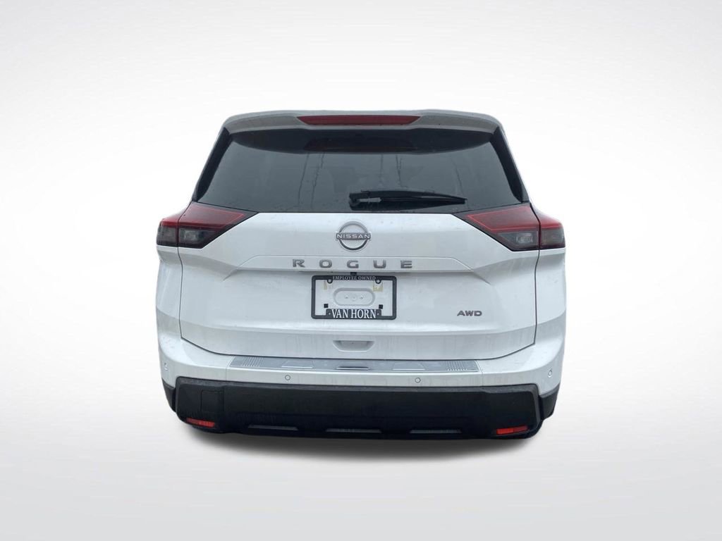 New 2026 Nissan Rogue SV w/ SV Premium Package image 11