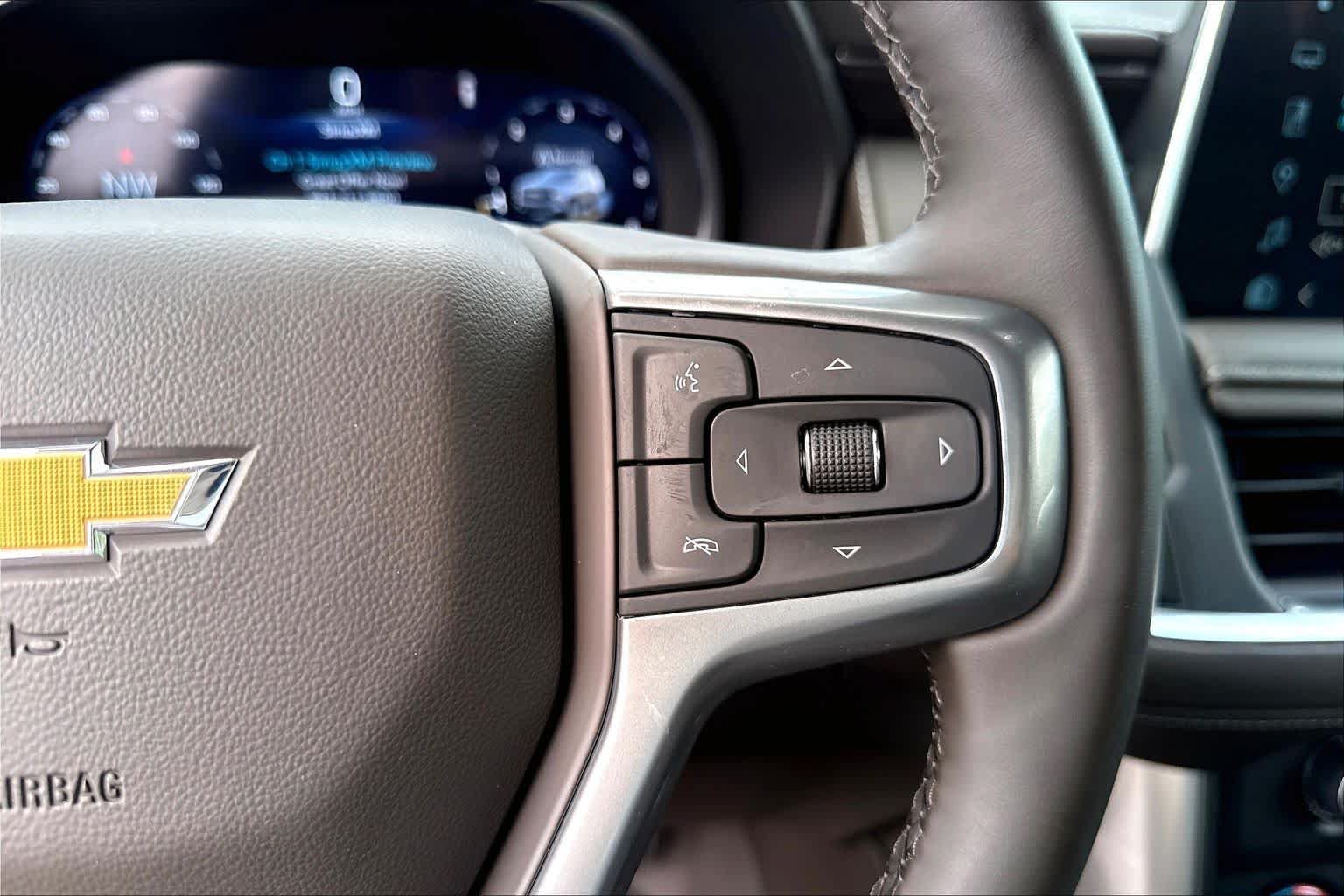 Used 2024 Chevrolet Tahoe LT w/ Luxury Package RWD image 24