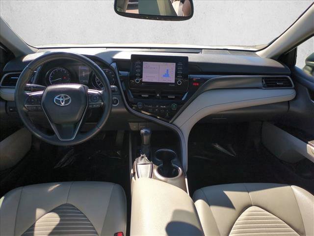 Used 2021 Toyota Camry SE w/ Convenience Package image 17