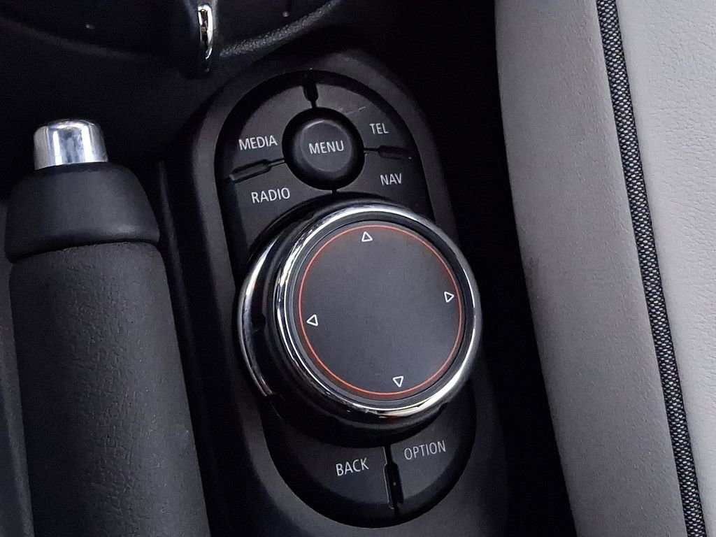 Used 2017 MINI Cooper S image 17