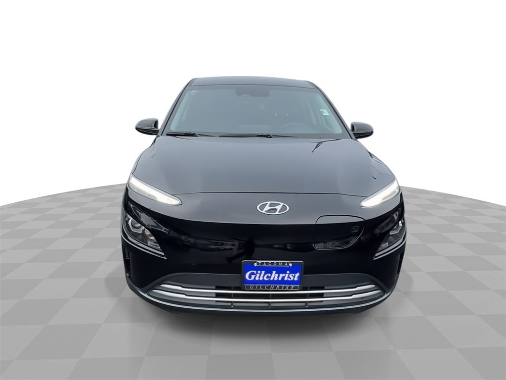 Used 2023 Hyundai Kona SE image 3