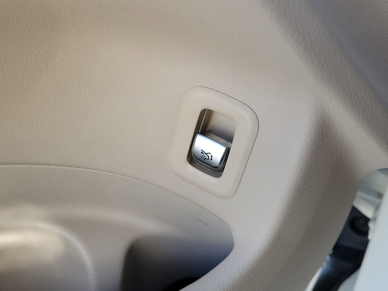 Certified 2021 Mercedes-Benz GLC 300 image 27