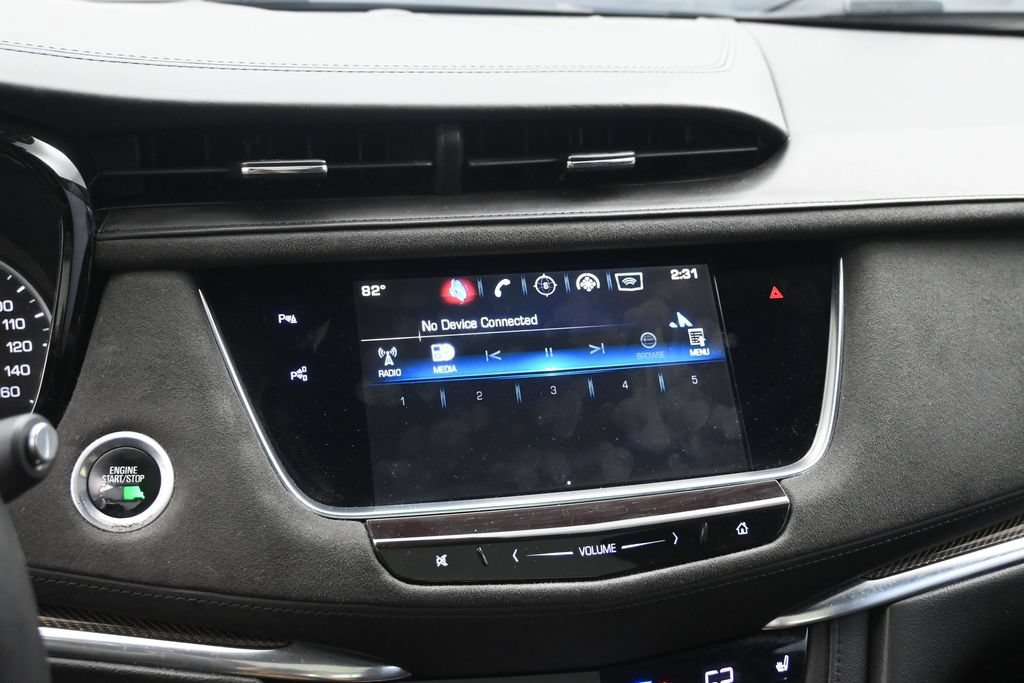 Used 2017 Cadillac XT5 Platinum w/ Driver Assist Package AWD/4WD image 14