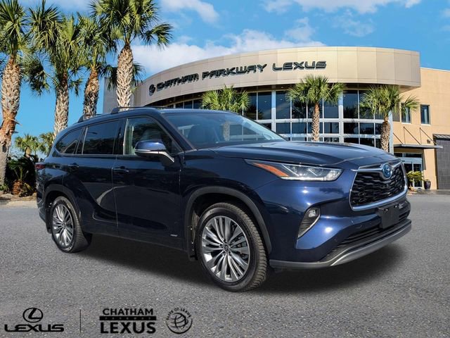 Used 2022 Toyota Highlander Platinum AWD/4WD video 1