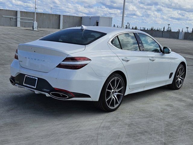 Used 2025 Genesis G70 2.5T RWD image 6