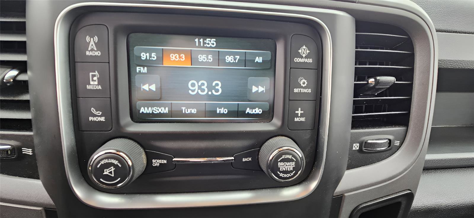 Used 2014 RAM 1500 Express image 14