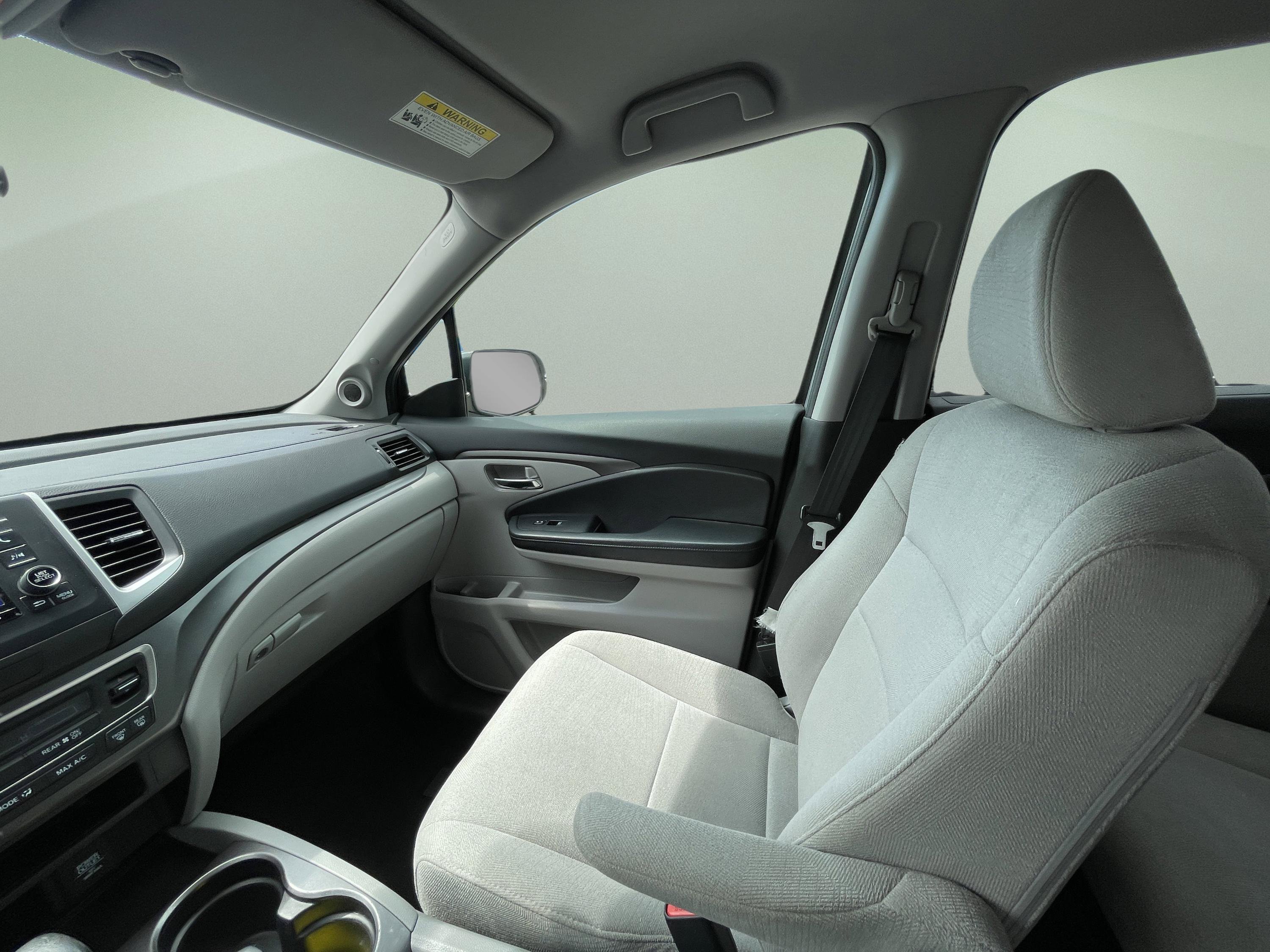 Used 2018 Honda Pilot LX image 11