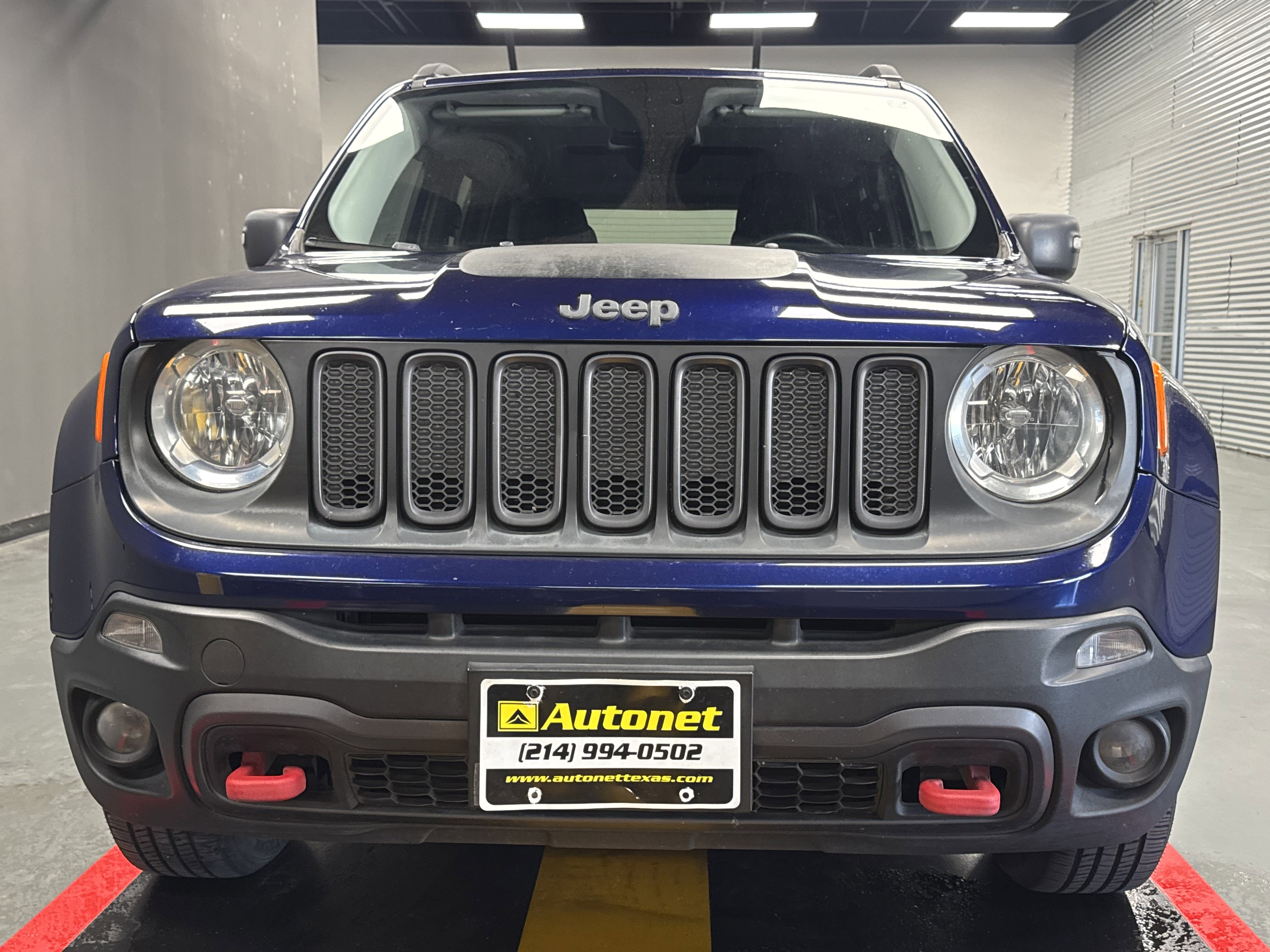 Used 2016 Jeep Renegade Trailhawk w/ Premium Trailhawk Package AWD/4WD image 8