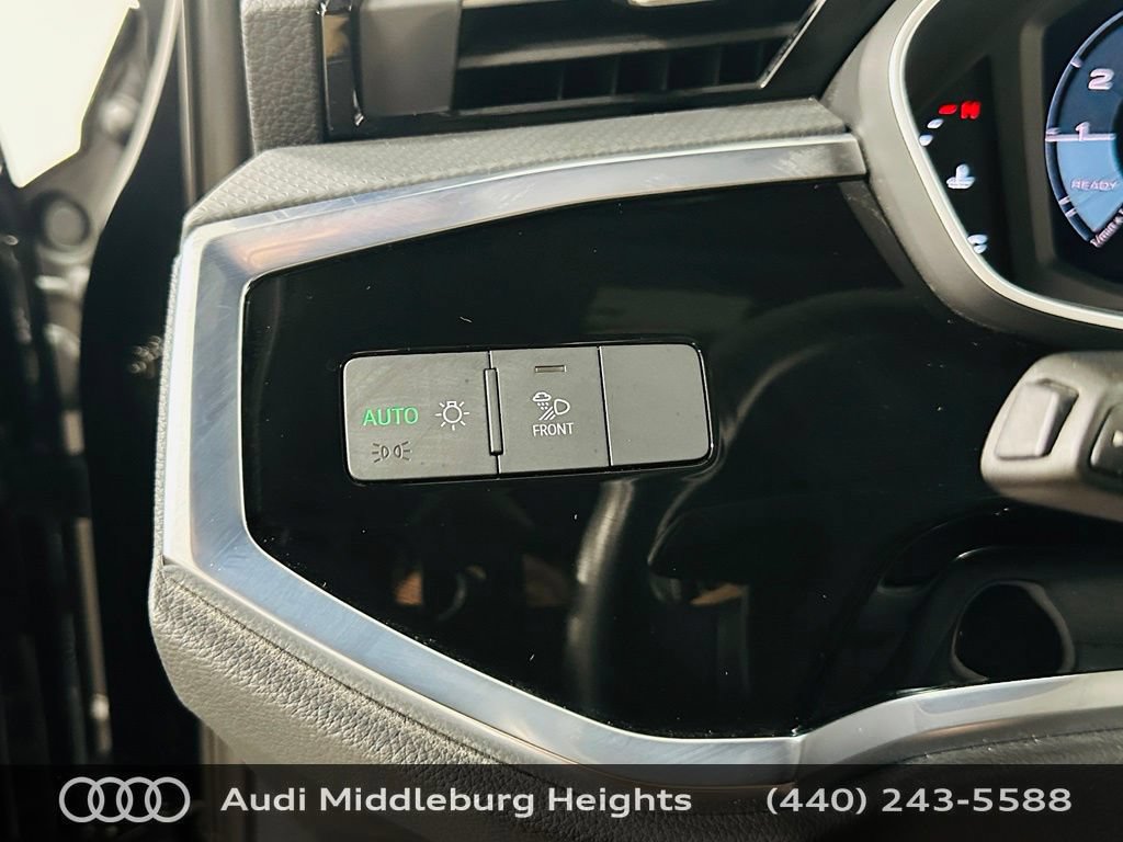 Certified 2023 Audi Q3 2.0T Premium Plus w/ Premium Plus Package AWD/4WD image 18