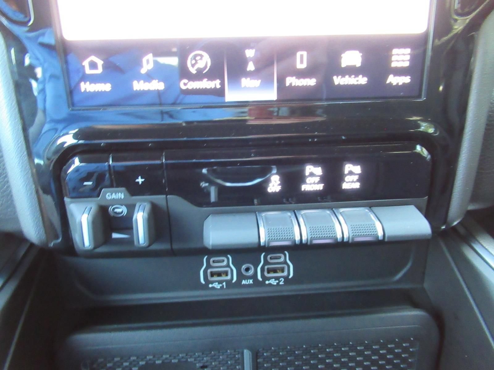 Used 2026 RAM 1500 Big Horn AWD/4WD image 29