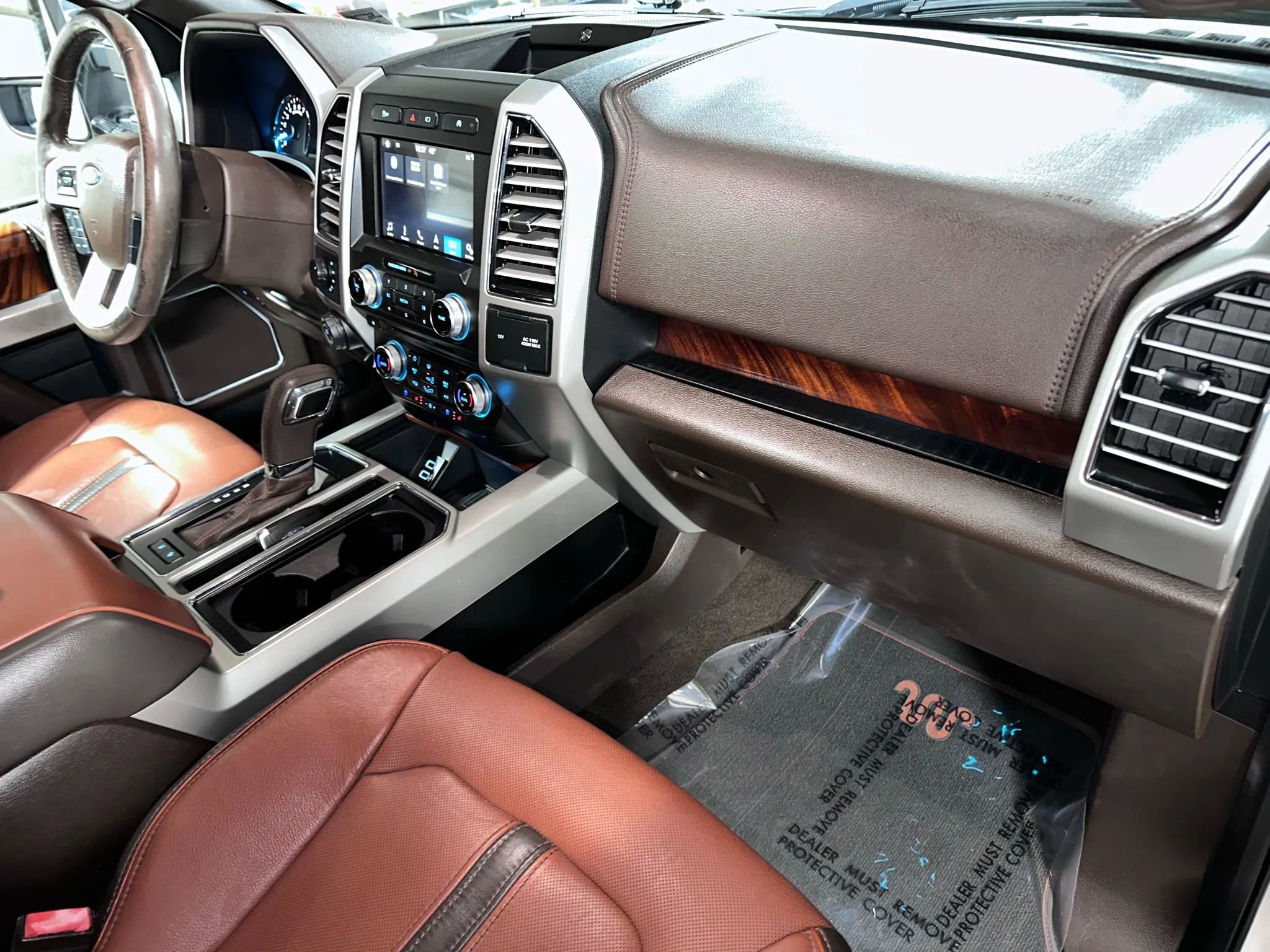 Used 2018 Ford F150 King Ranch w/ Equipment Group 601A Luxury AWD/4WD image 36