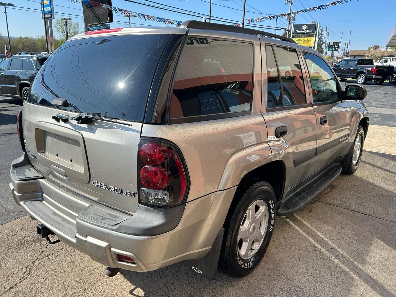 Used 2003 Chevrolet TrailBlazer LS w/ Preferred Equipment Group AWD/4WD image 5