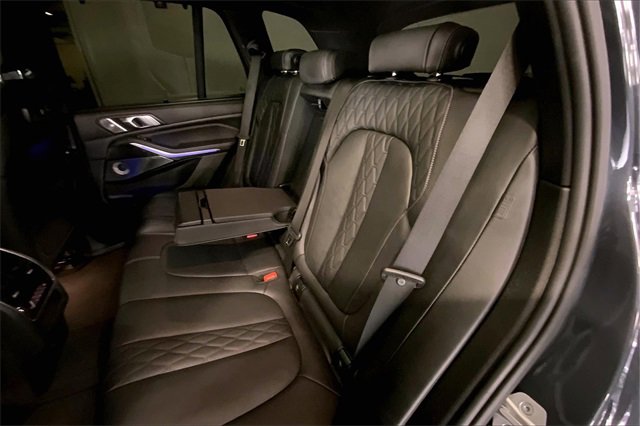 Used 2021 BMW X5 M50i w/ Executive Package image 25