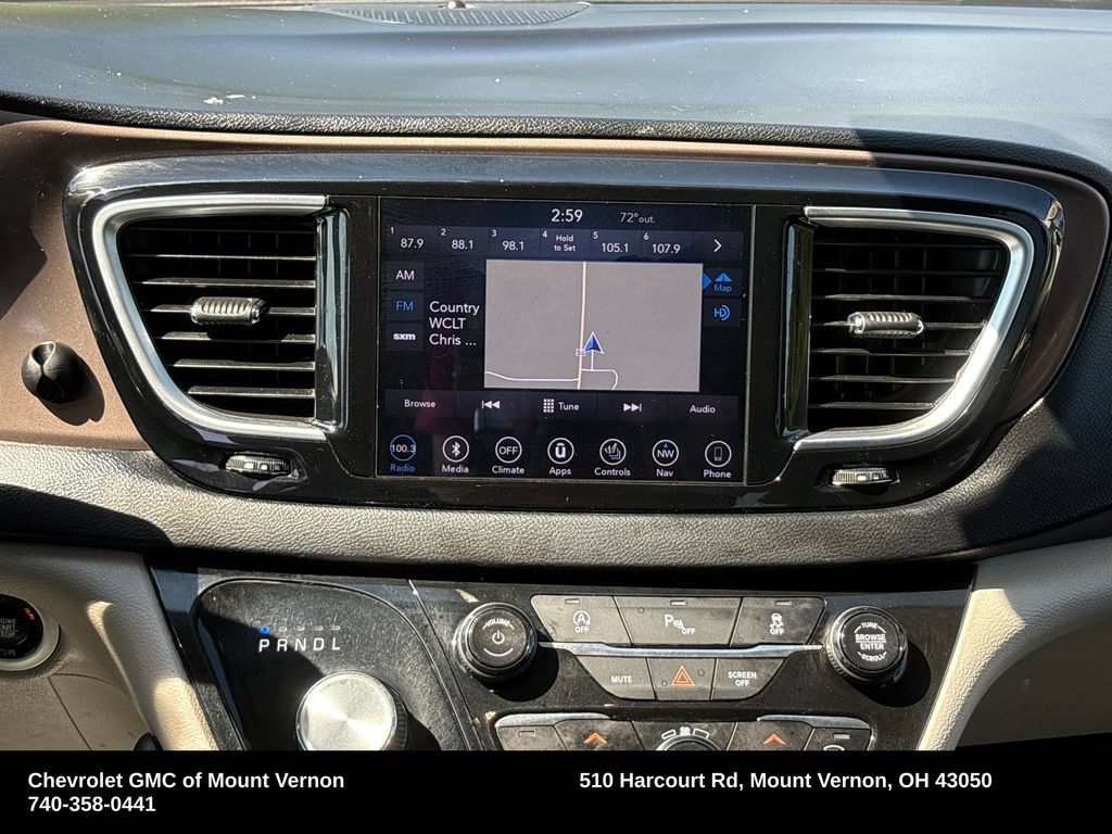 Used 2018 Chrysler Pacifica Touring-L Plus FWD image 21