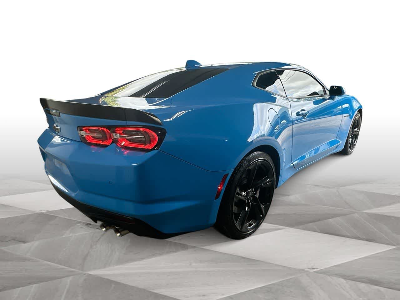 Used 2023 Chevrolet Camaro SS RWD image 8