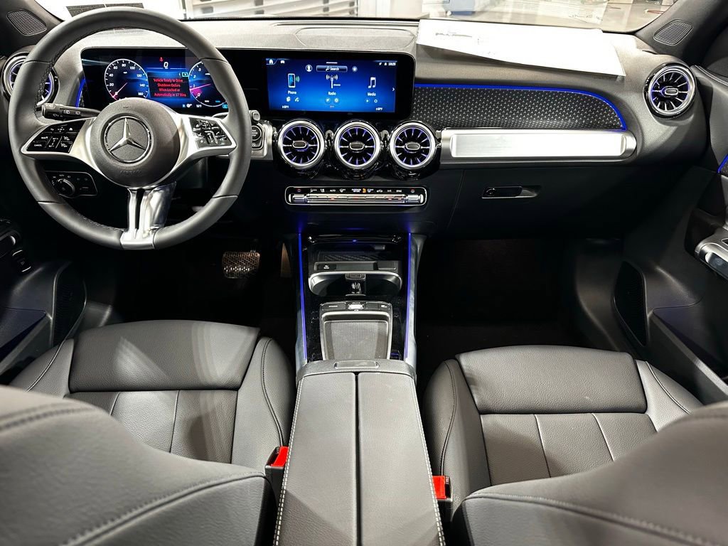 New 2026 Mercedes-Benz GLB 250 4MATIC image 10