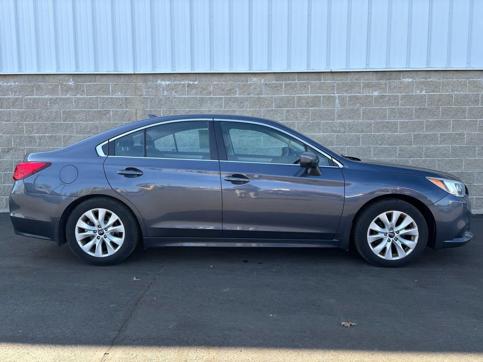 Used 2016 Subaru Legacy 2.5i Premium AWD/4WD image 2