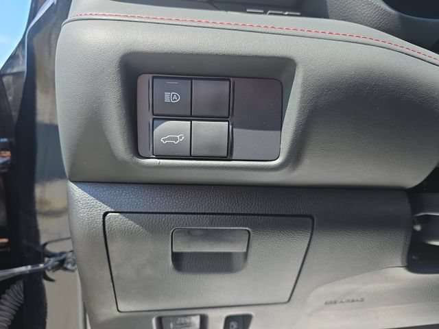 Used 2021 Toyota Highlander XSE FWD image 26