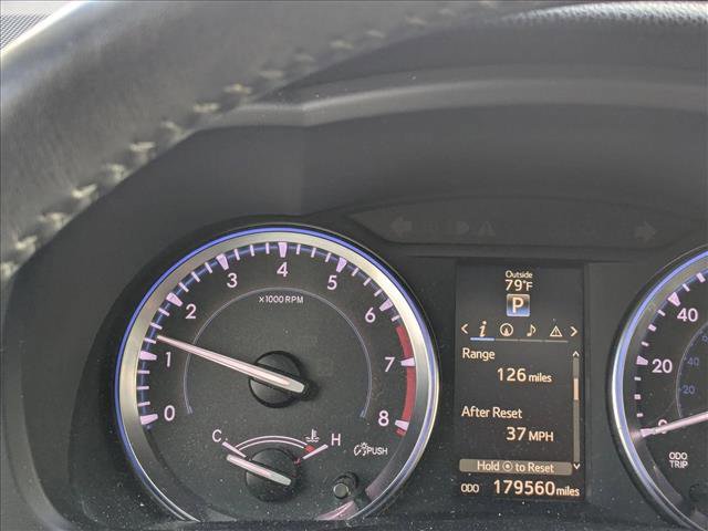 Used 2015 Toyota Highlander XLE image 10