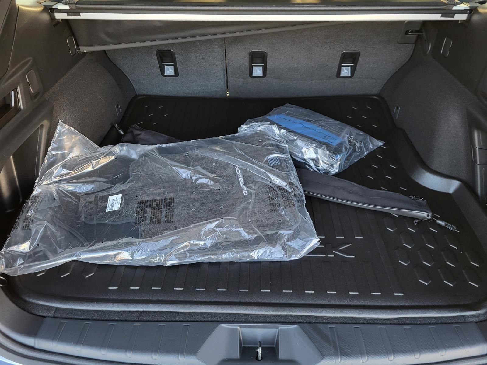 Certified 2025 Subaru Outback Premium image 10