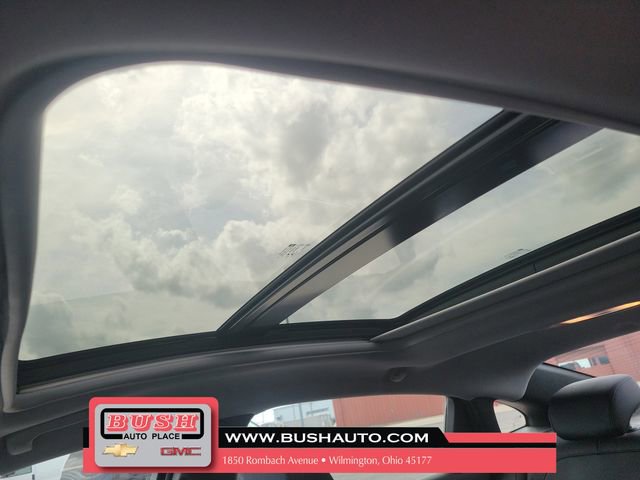 Used 2023 Chevrolet Malibu LT image 32