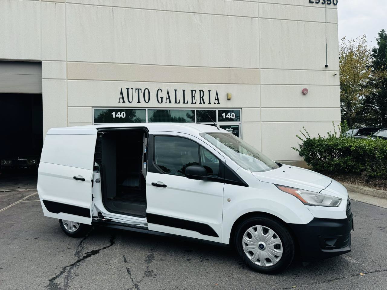 Used 2019 Ford Transit Connect XL FWD image 20