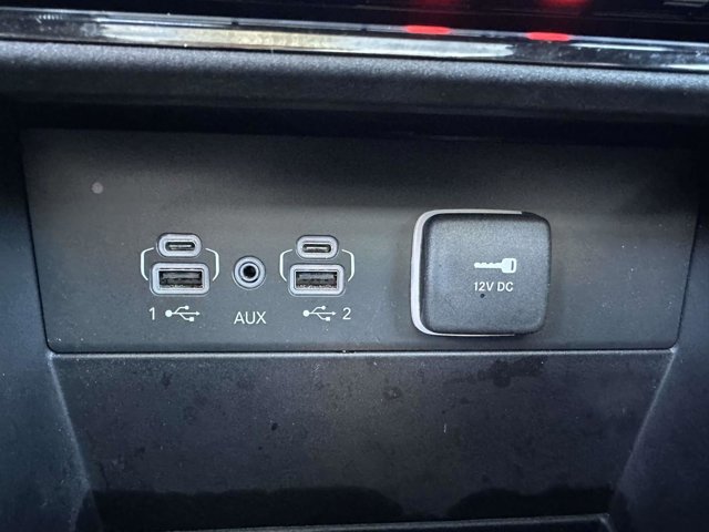 Used 2023 Jeep Grand Cherokee Overland image 26