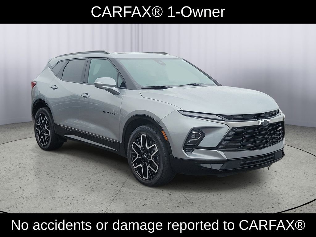 Used 2023 Chevrolet Blazer RS w/ Driver Confidence II Package AWD/4WD image 2