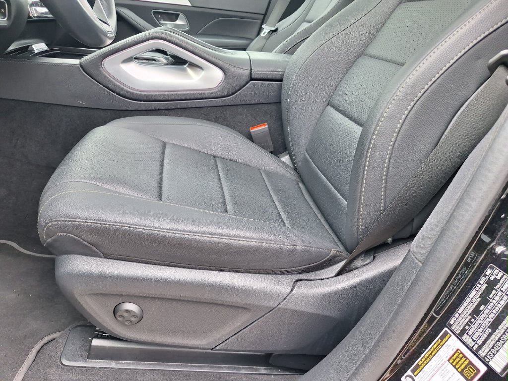 Used 2025 Mercedes-Benz GLE 350 4MATIC image 32