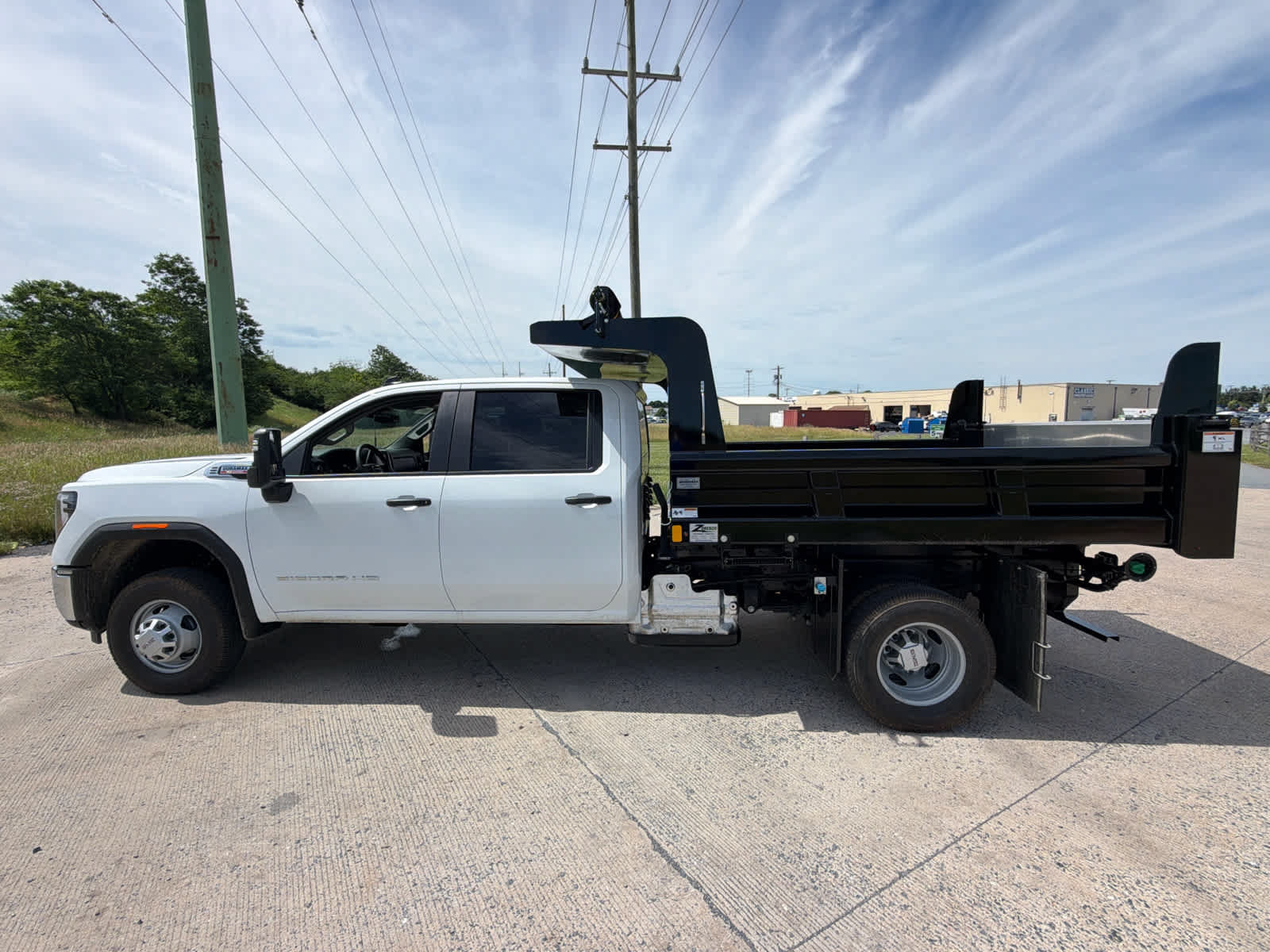 New 2026 GMC Sierra 3500 Pro w/ Convenience Package AWD/4WD image 13