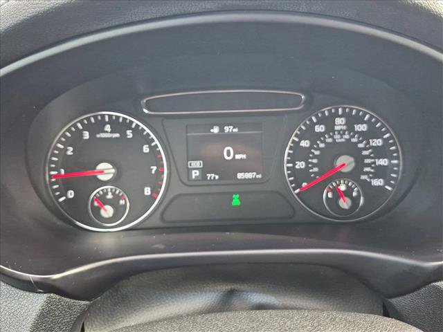 Used 2019 Kia Sorento AWD V6 image 11