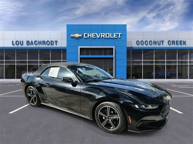 Used 2024 Ford Mustang Premium image 2