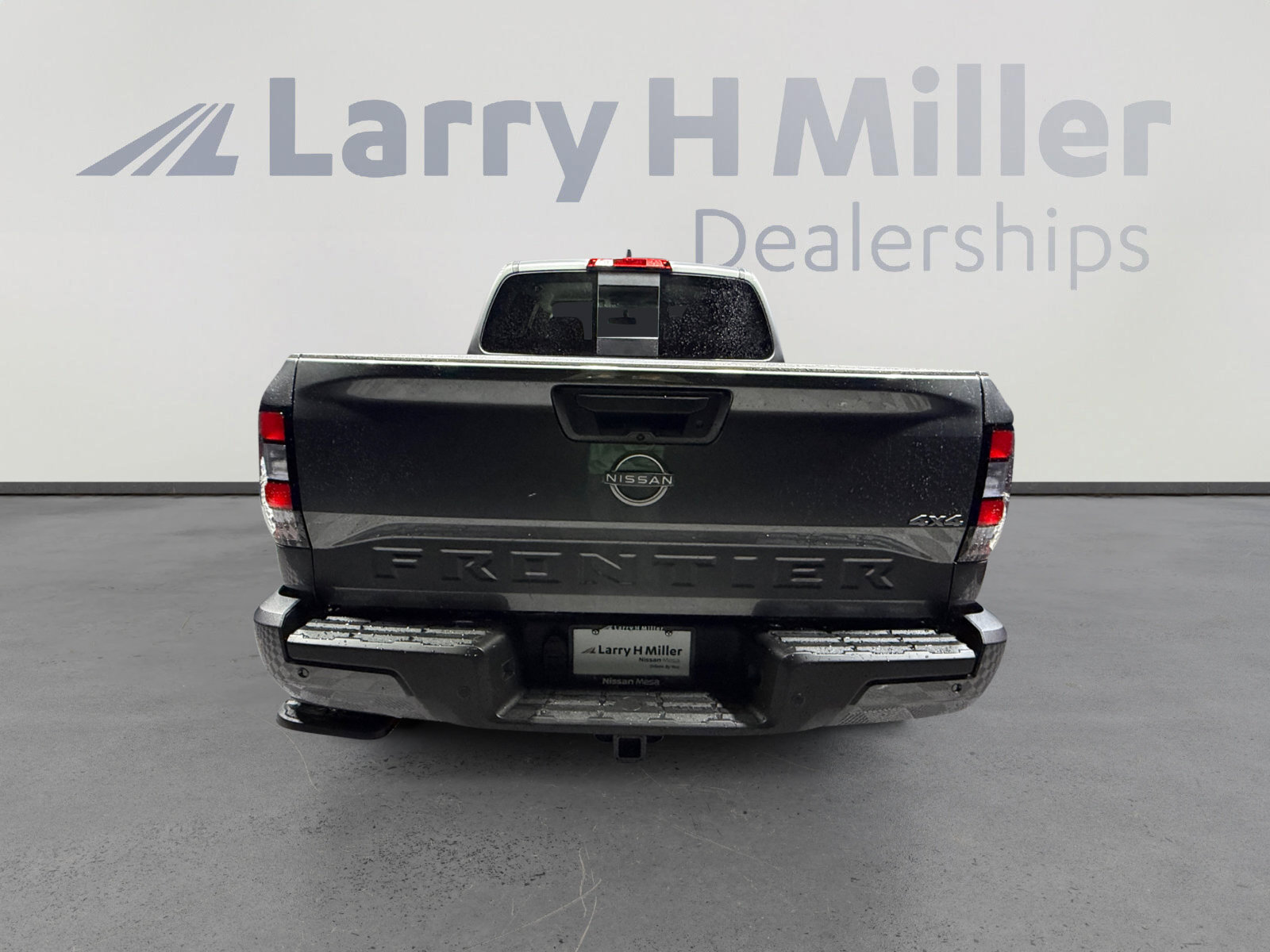 New 2026 Nissan Frontier SV w/ Tow Package AWD/4WD image 4