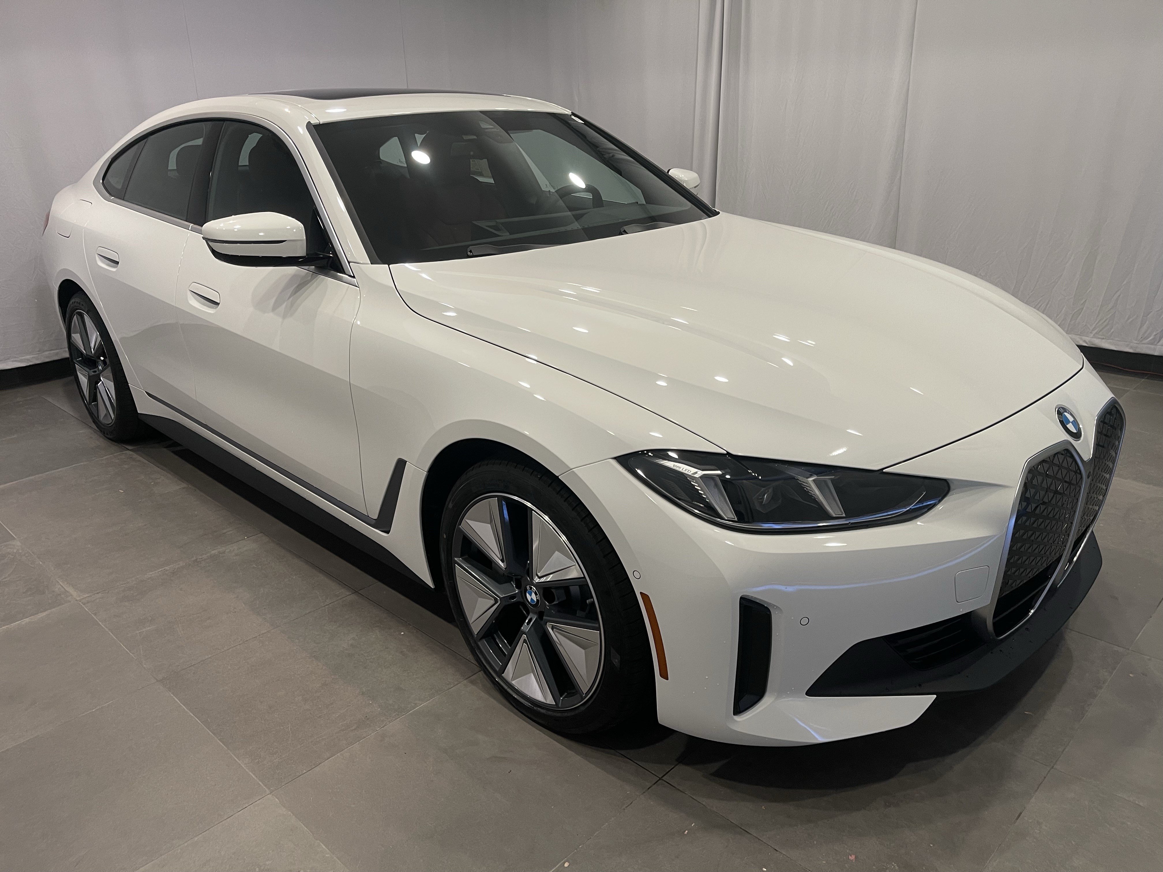 New 2026 BMW i4 xDrive40i w/ Parking Assistance Package AWD/4WD image 3