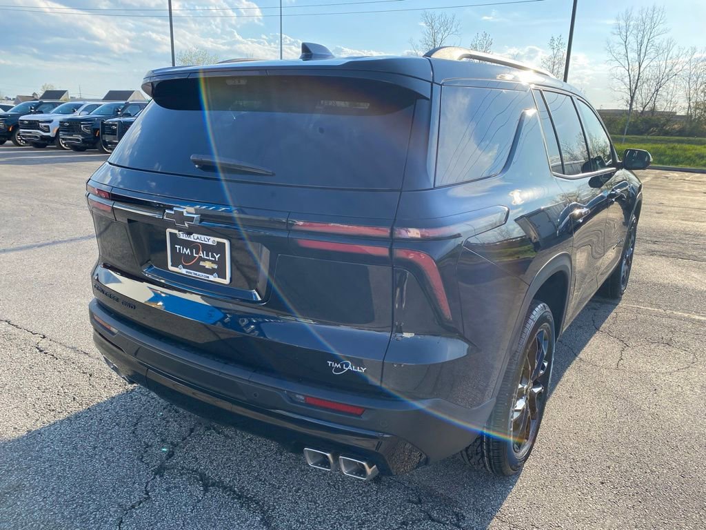 New 2026 Chevrolet Traverse LT w/ Midnight/Sport Edition AWD/4WD image 7