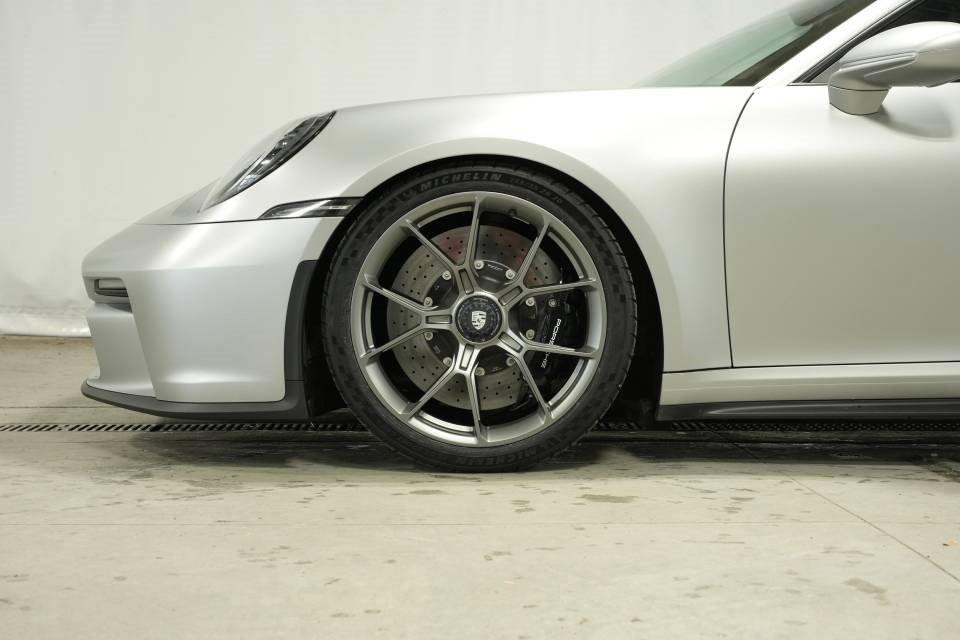 Used 2022 Porsche 911 GT3 image 49