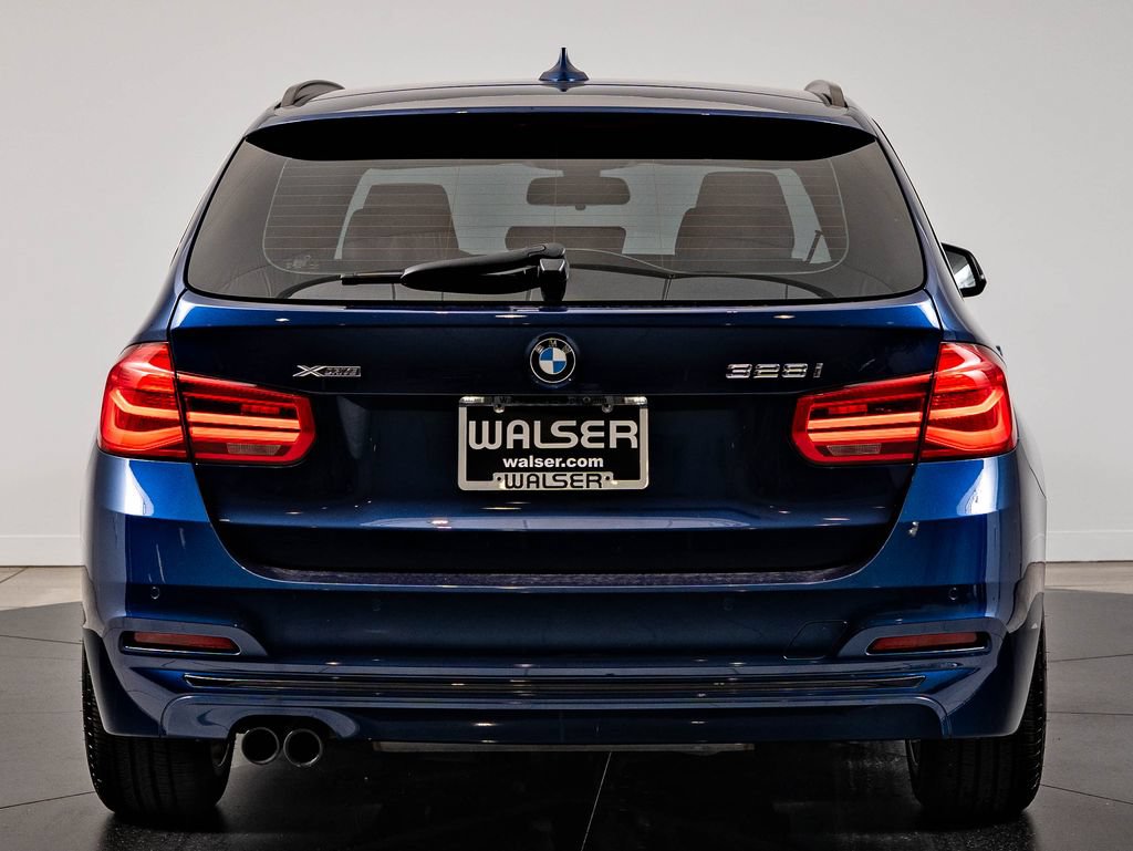 Used 2016 BMW 328i xDrive Wagon AWD/4WD image 7