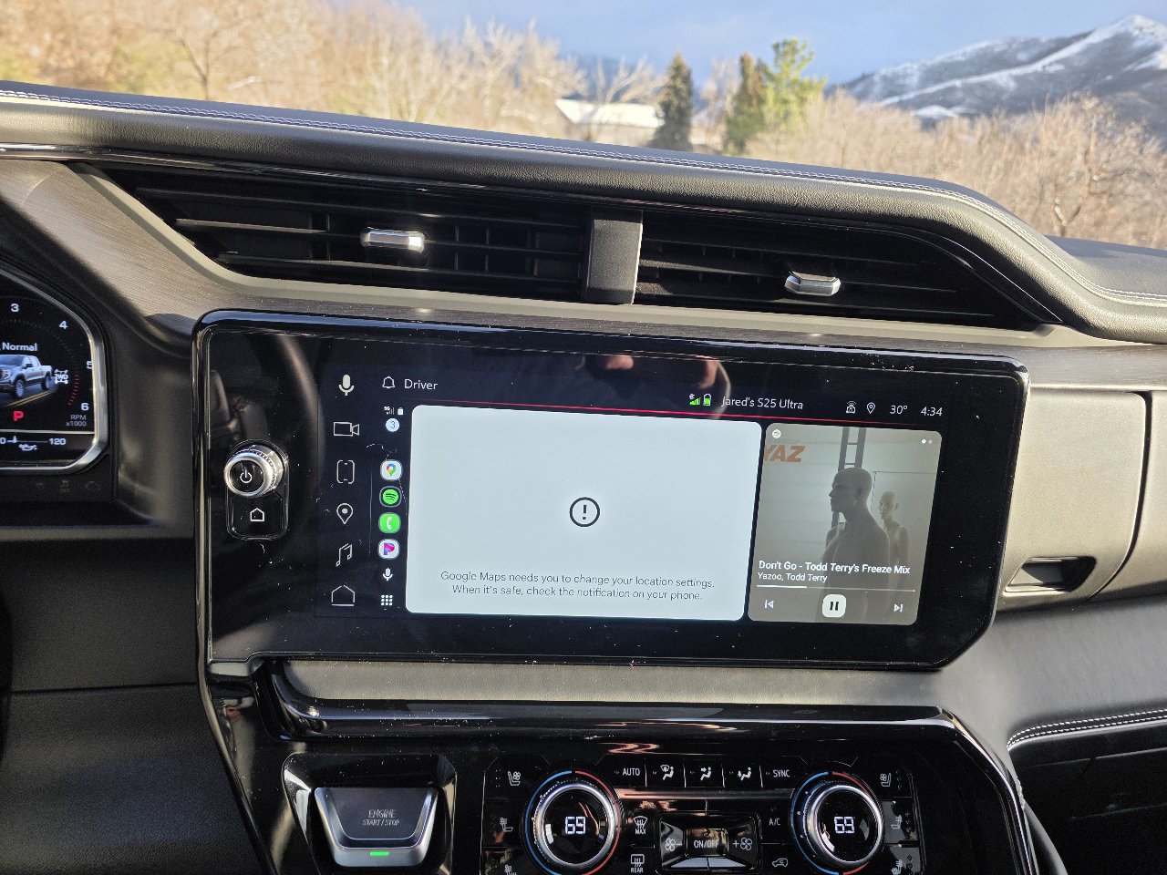 Used 2025 GMC Sierra 1500 AT4X image 24