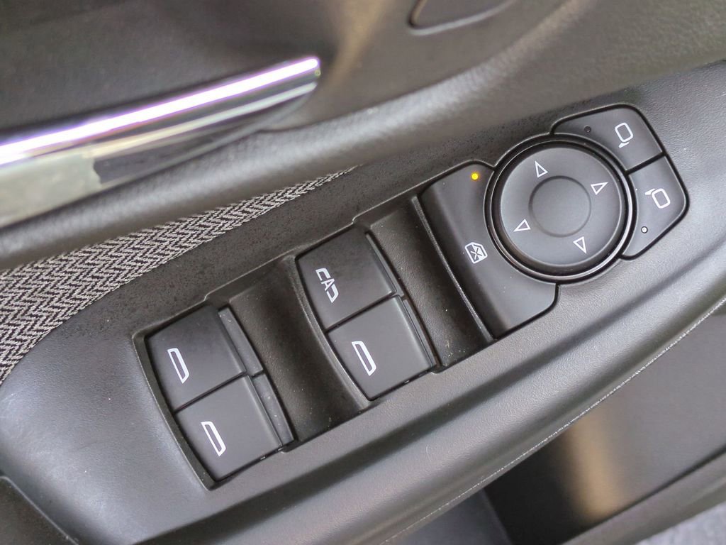 Used 2025 Chevrolet TrailBlazer LT image 13