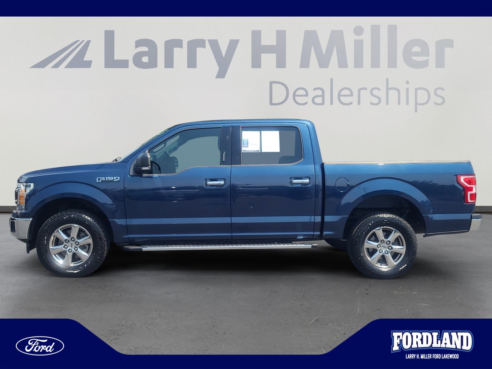 Used 2018 Ford F150 XLT w/ Equipment Group 302A Luxury AWD/4WD image 2