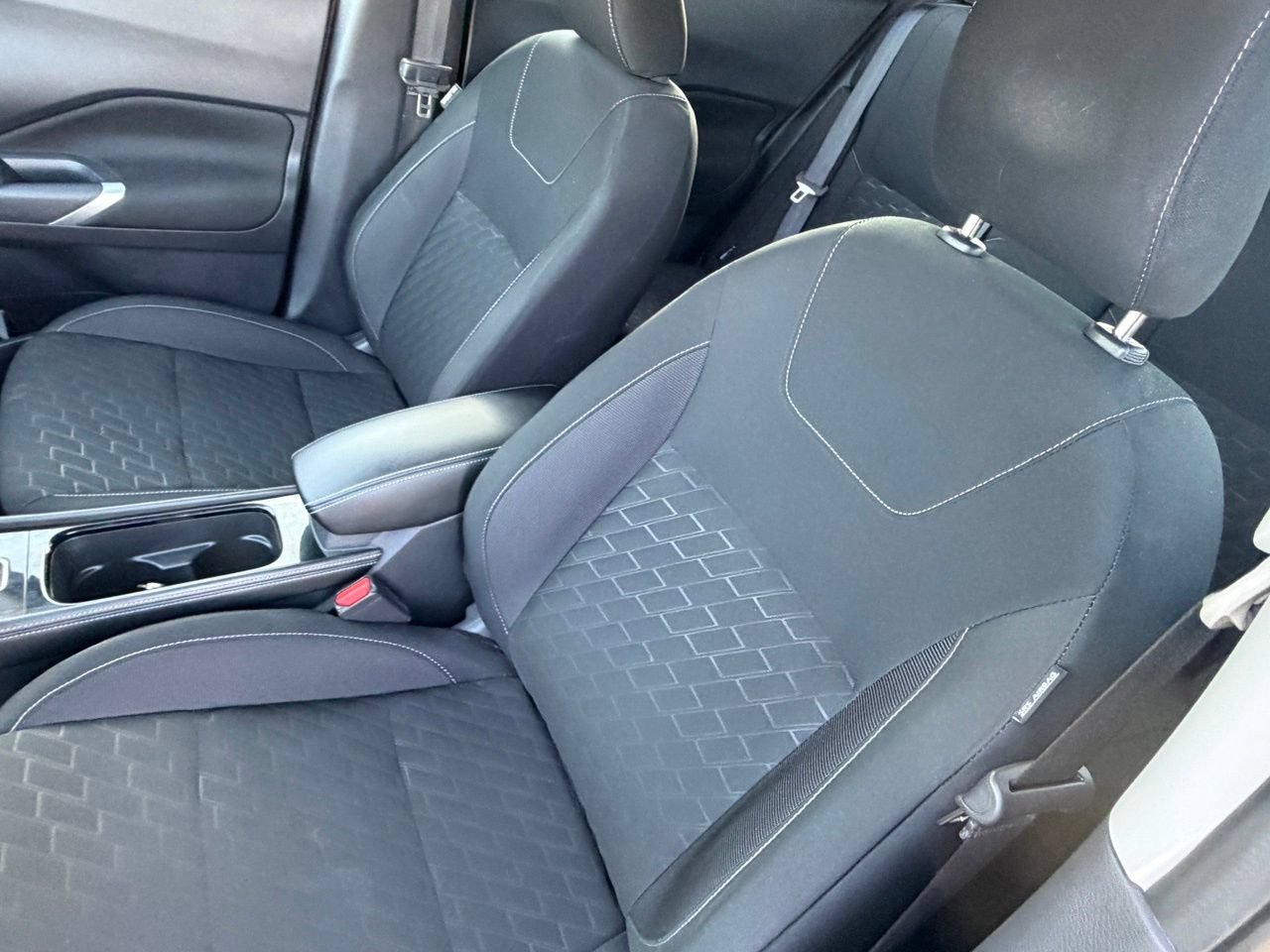 Certified 2024 Nissan Kicks SV FWD image 30