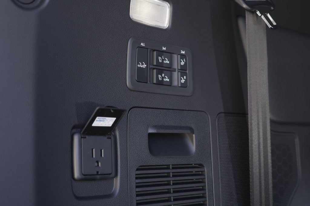 New 2026 Lexus LX 600 4WD w/ Accessory Package (Z1) image 13
